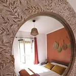 Le Petit Ecusson A La Cathedrale Apartment Nîmes