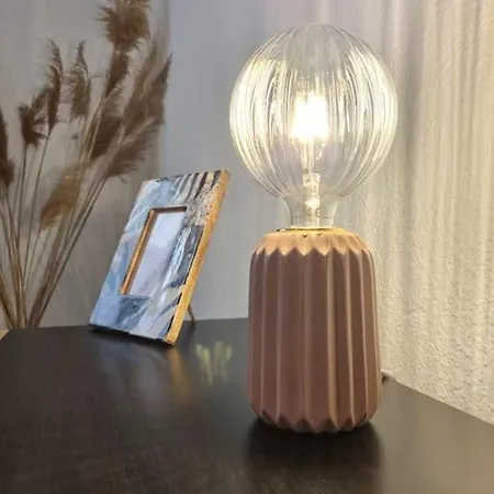 Lägenhet Le Petit Ecusson A La Cathedrale Nîmes